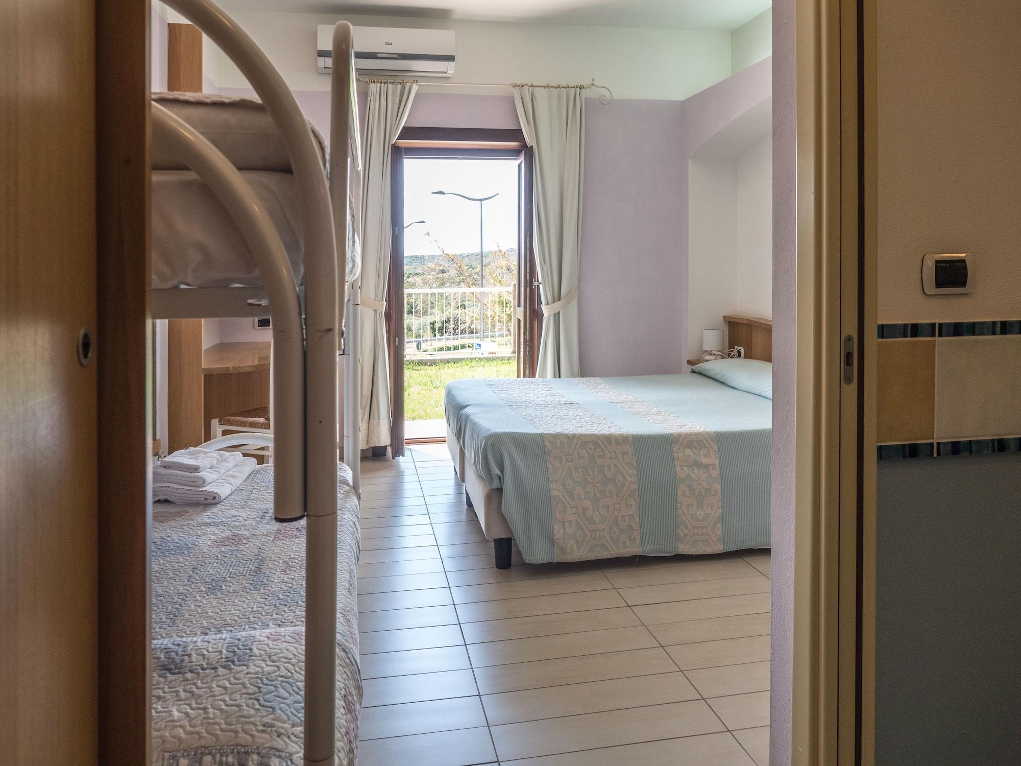 Hotel Cala Reale Stintino Eksteriør billede