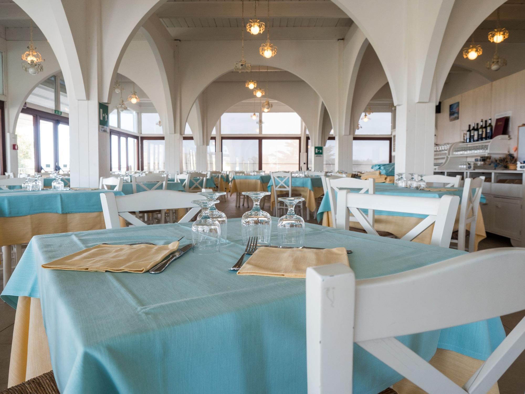 Hotel Cala Reale Stintino Eksteriør billede