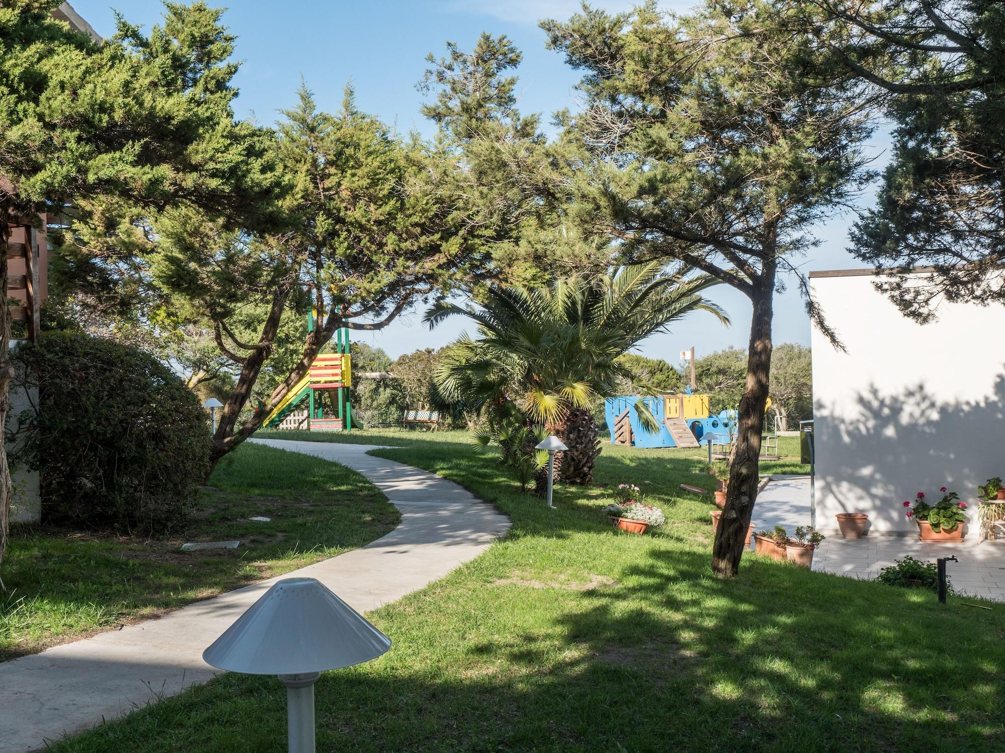 Hotel Cala Reale Stintino Eksteriør billede