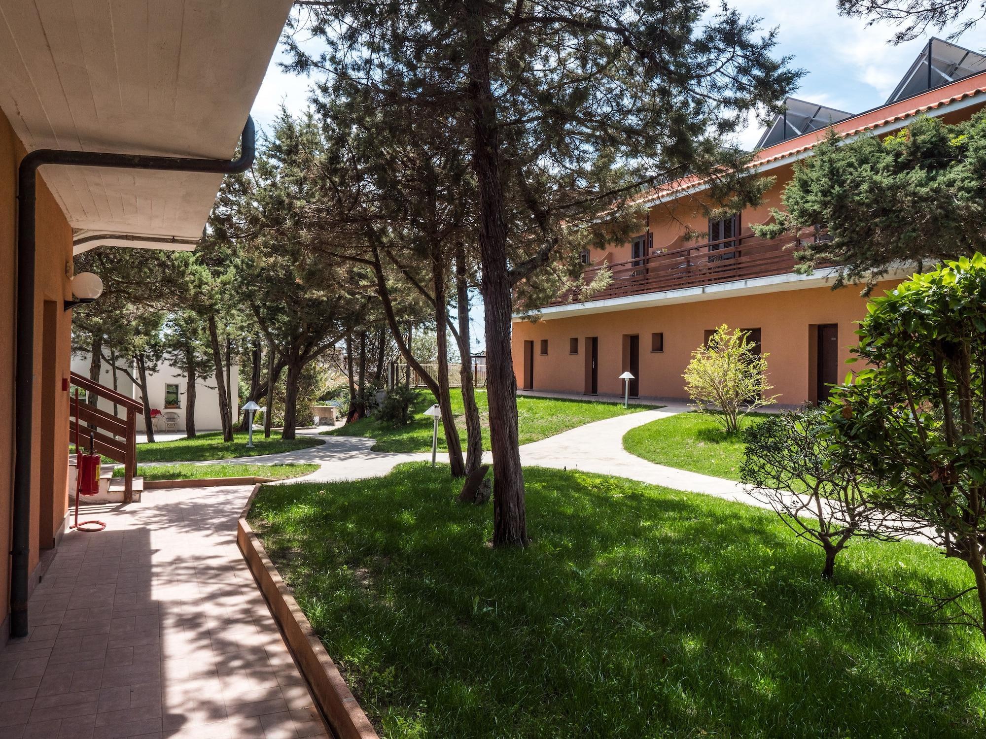 Hotel Cala Reale Stintino Eksteriør billede
